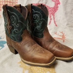 justin chellie boots